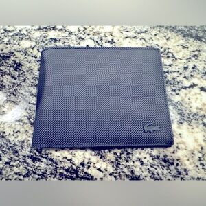 LACOSTE MEN'S CLASSIC SMALL WALLET